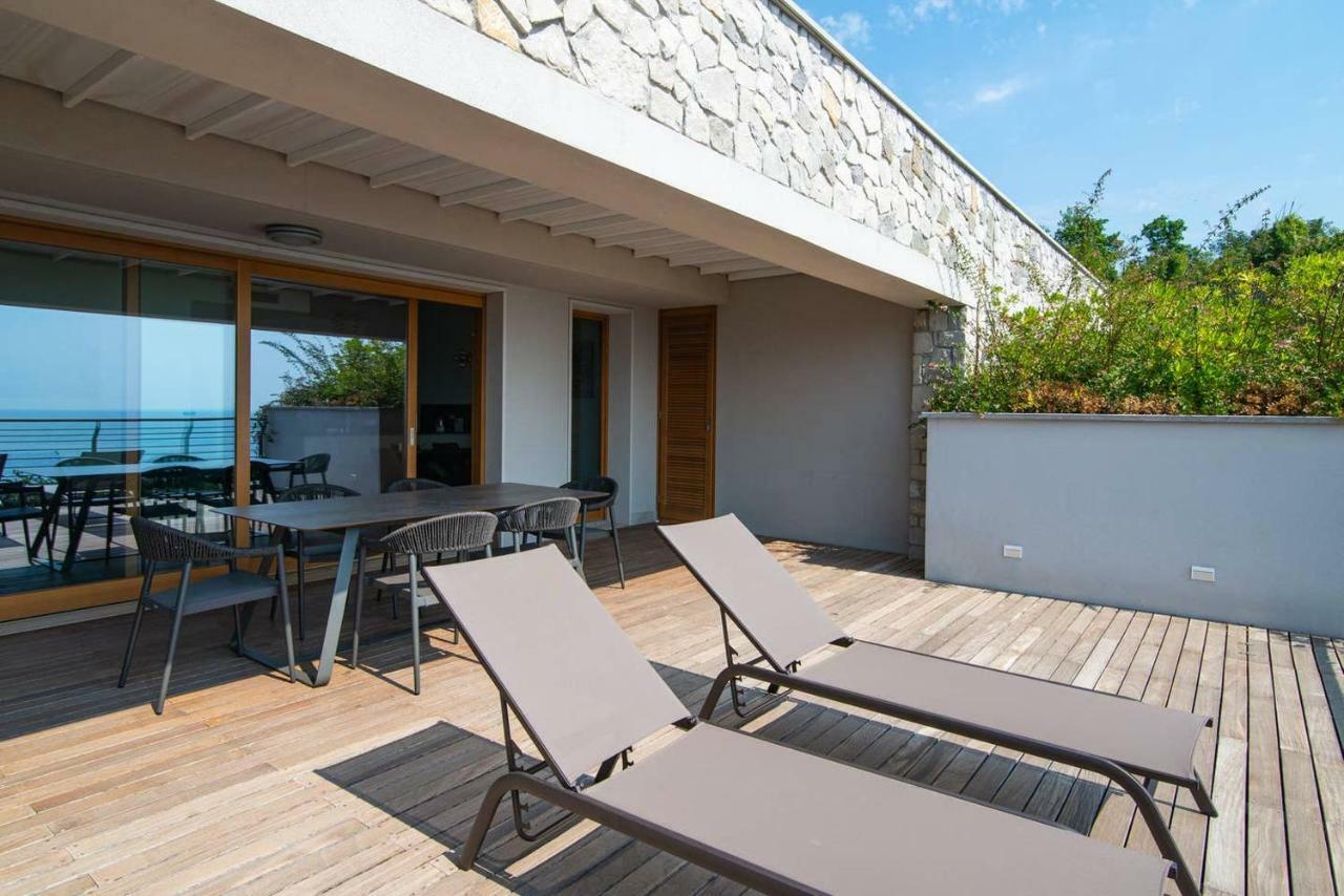 Portopiccolo Luxury Penthouse Apartment Sistiana Bagian luar foto